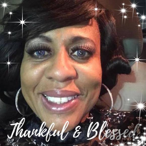 Meet your Posher, Kim - Picture 1 of 1